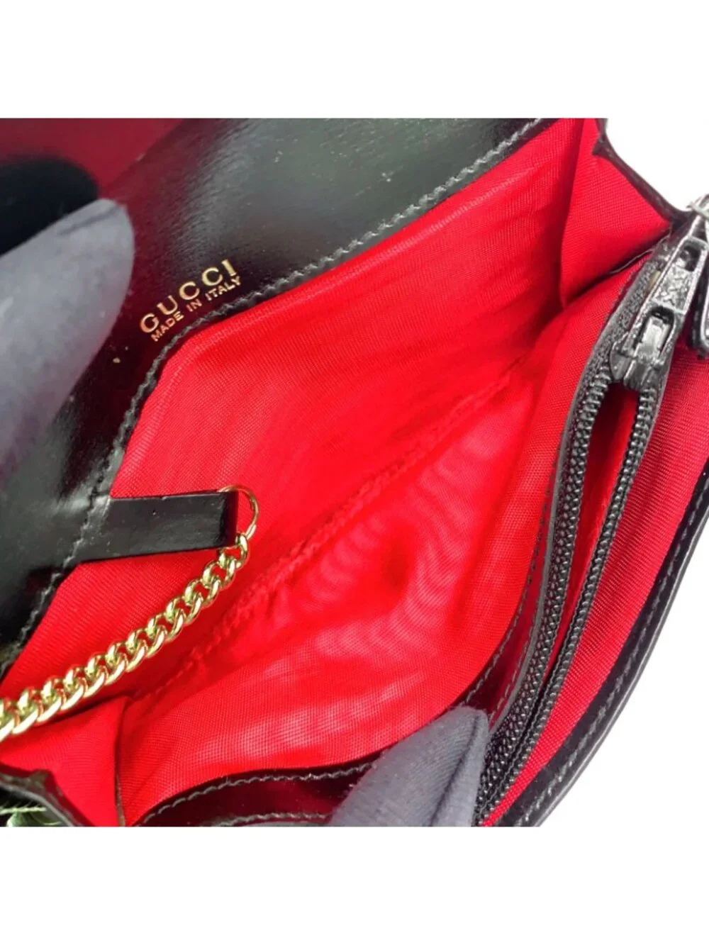 Gucci Logo Leather Black Coin Case Gold